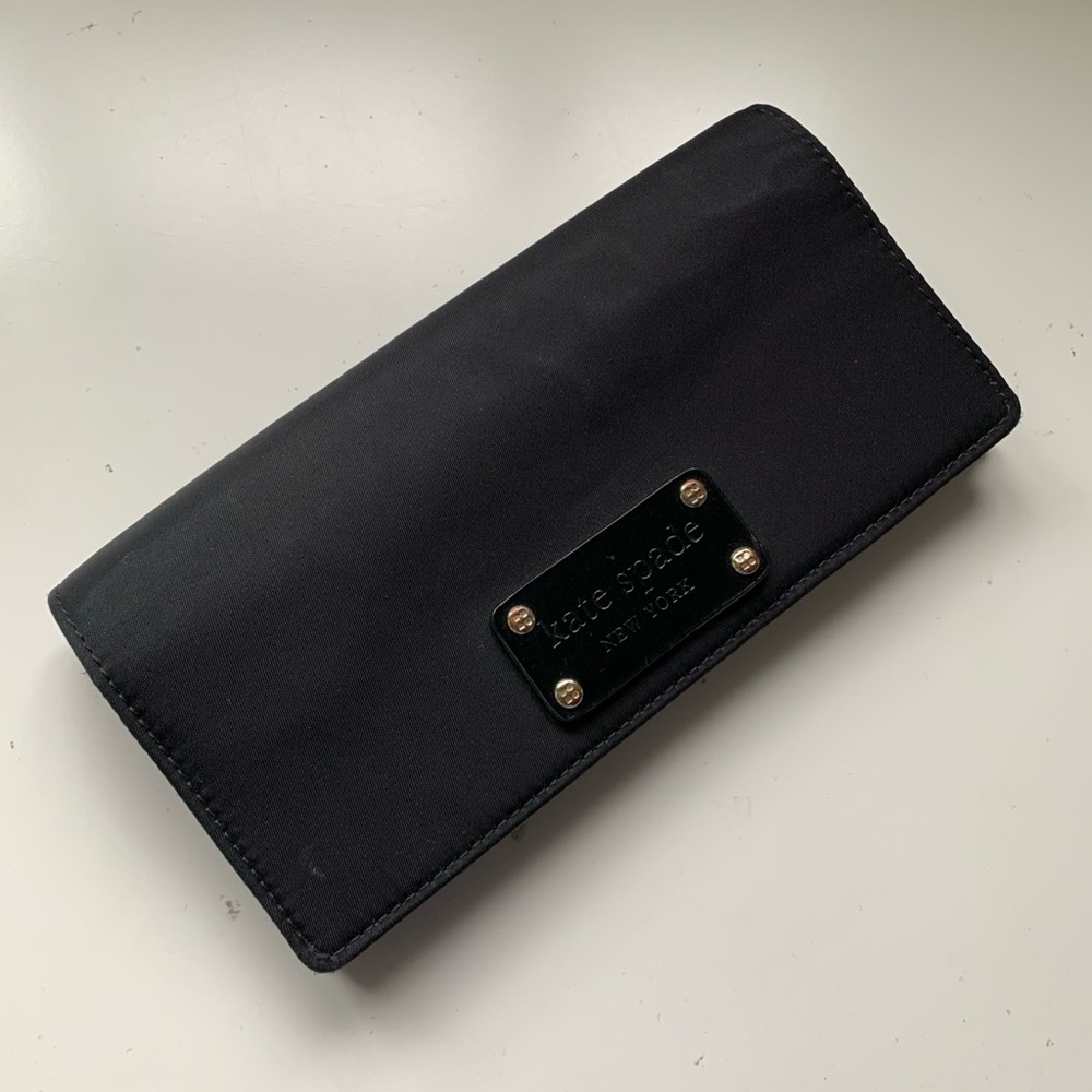 Kate Spade black Continental snap close 7.5”x3.5” wallet